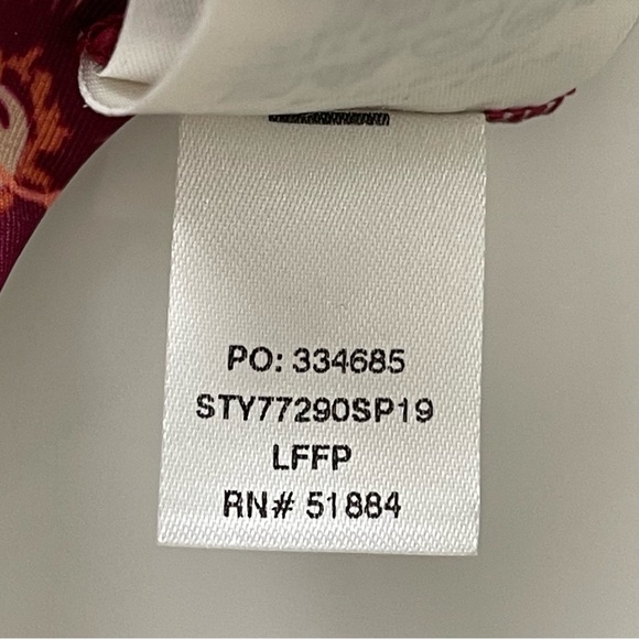 Patagonia Reversible Seaglass Bay Swim Top Flora Pink Size S - Picture 8 of 9